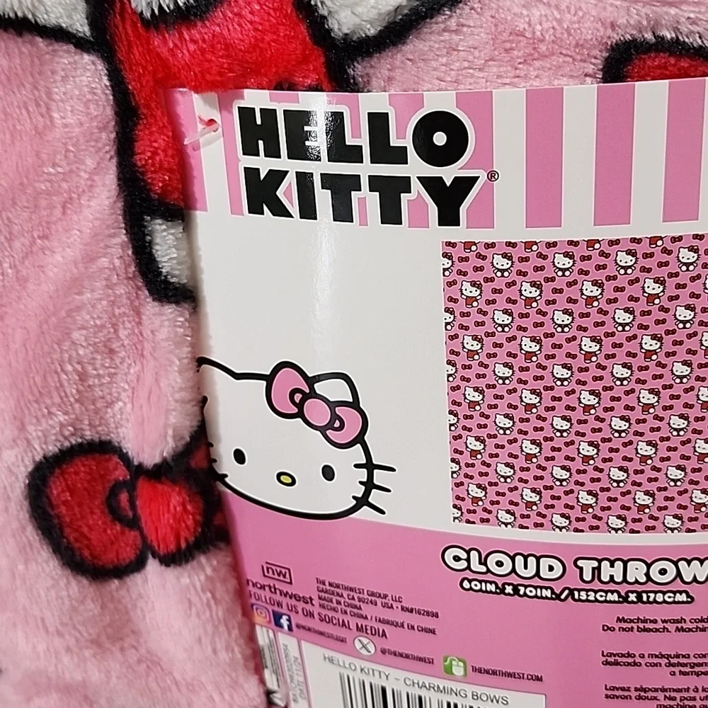 💗🩷 HELLO KITTY PLUSH CLOUD THROW 🩷💗